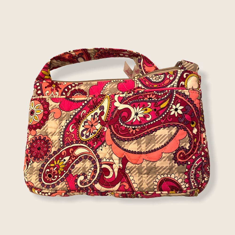 Vera Bradley‎